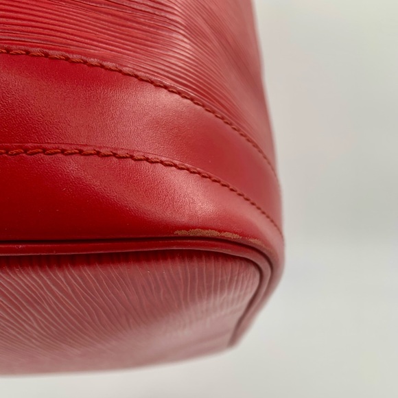 VGUC Louis Vuitton Authentic Epi Noe Red Leather Drawstring Bucket Shoulder Bag - Picture 9 of 17